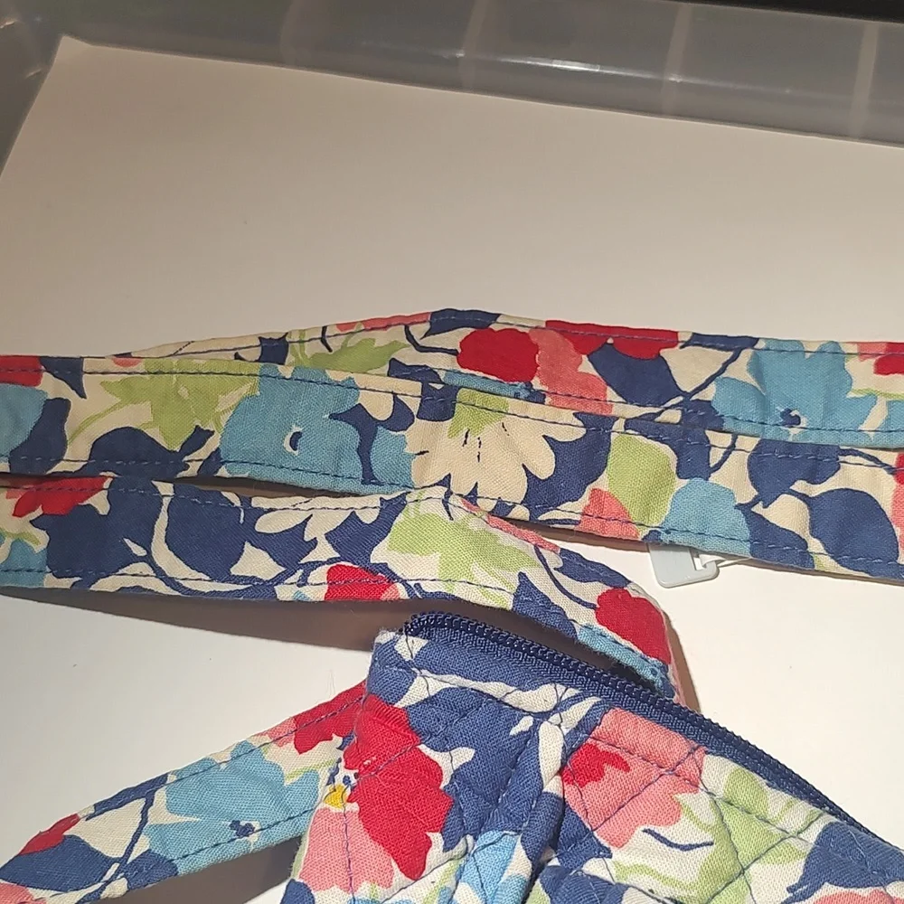 Vera Bradley Mini Bag Crossbody - Picture 7 of 8